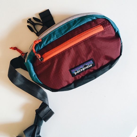 Patagonia Handbags - Patagonia Ultralight Black Hole® Mini Hip Pack 1L
